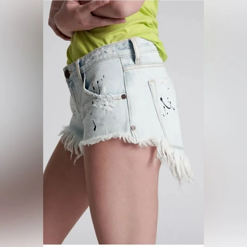 One Teaspoon cut off shorts Bonitas jean shorts Florence paint splatter. 32. New